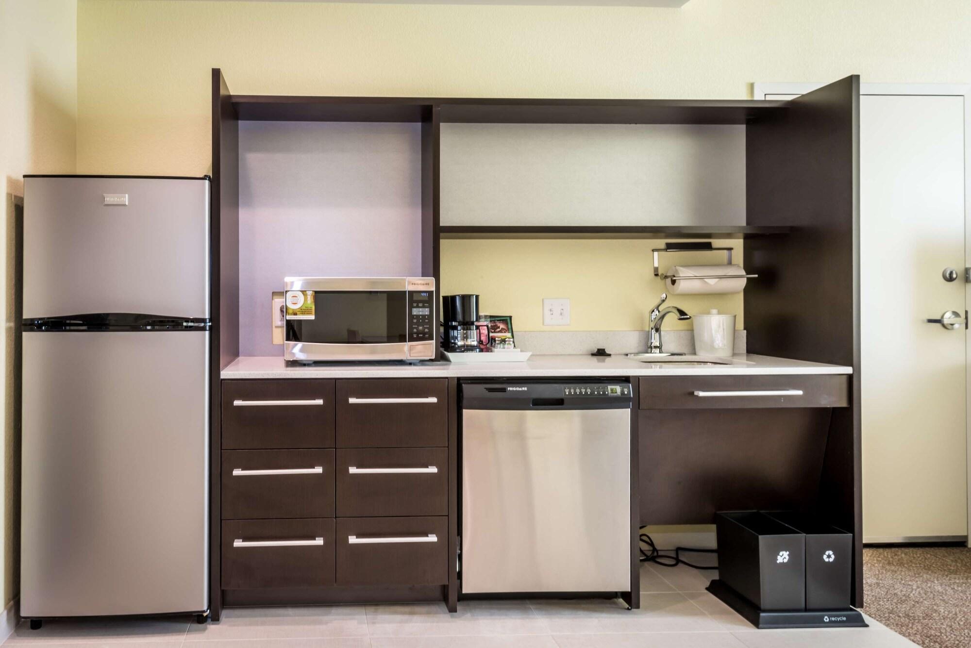 Home2 Suites By Hilton Gulfport I-10 Экстерьер фото