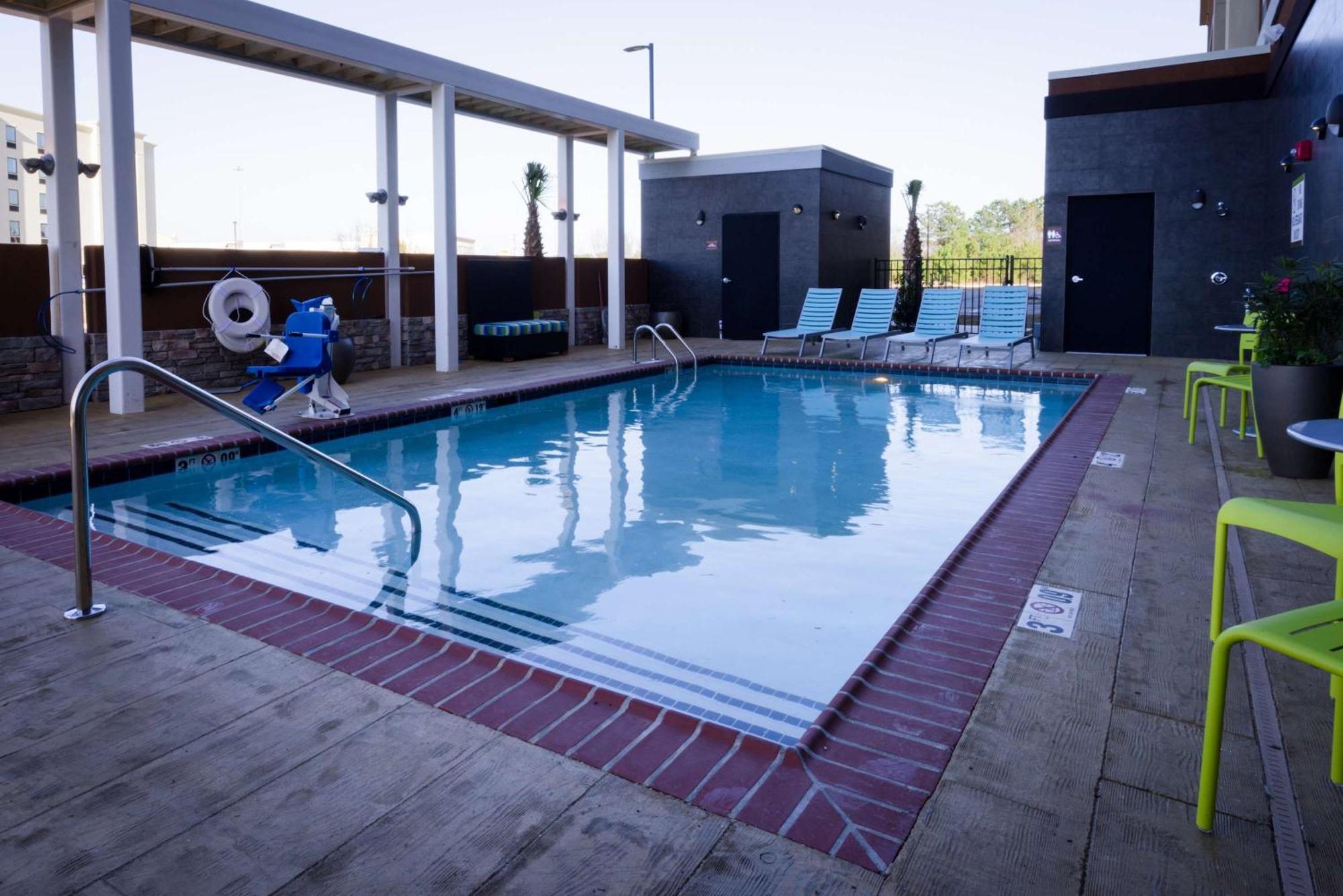 Home2 Suites By Hilton Gulfport I-10 Экстерьер фото