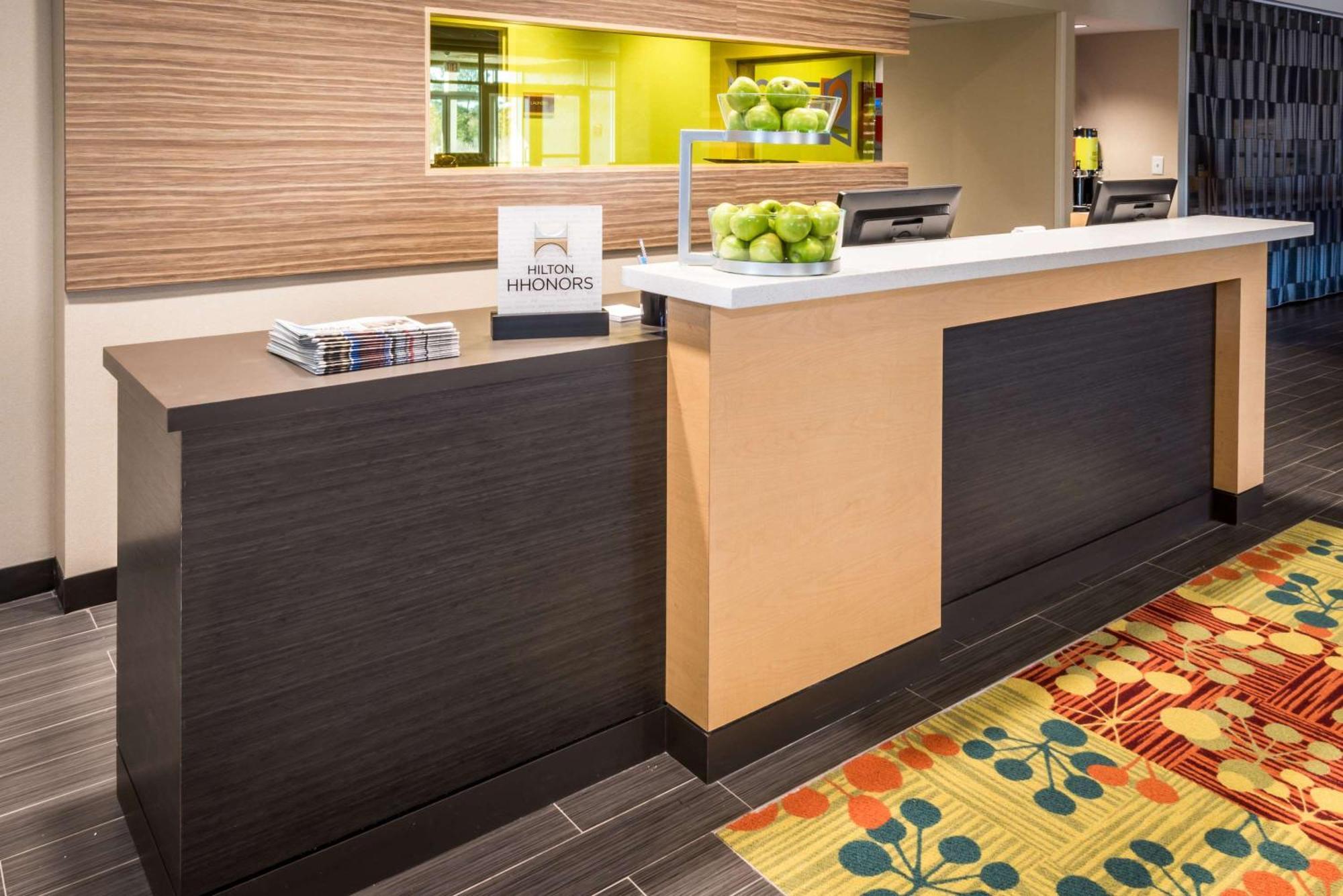 Home2 Suites By Hilton Gulfport I-10 Экстерьер фото