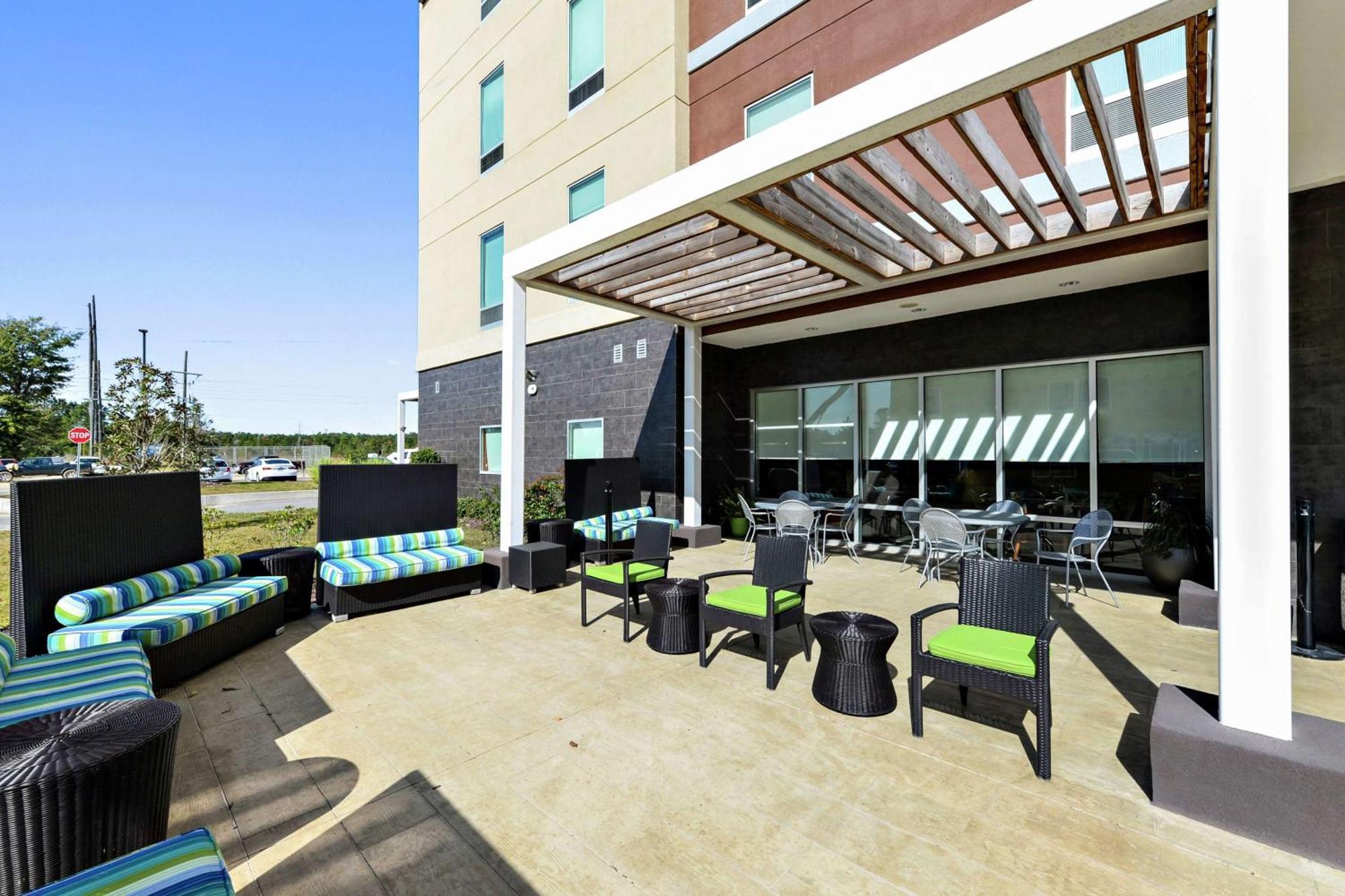 Home2 Suites By Hilton Gulfport I-10 Экстерьер фото