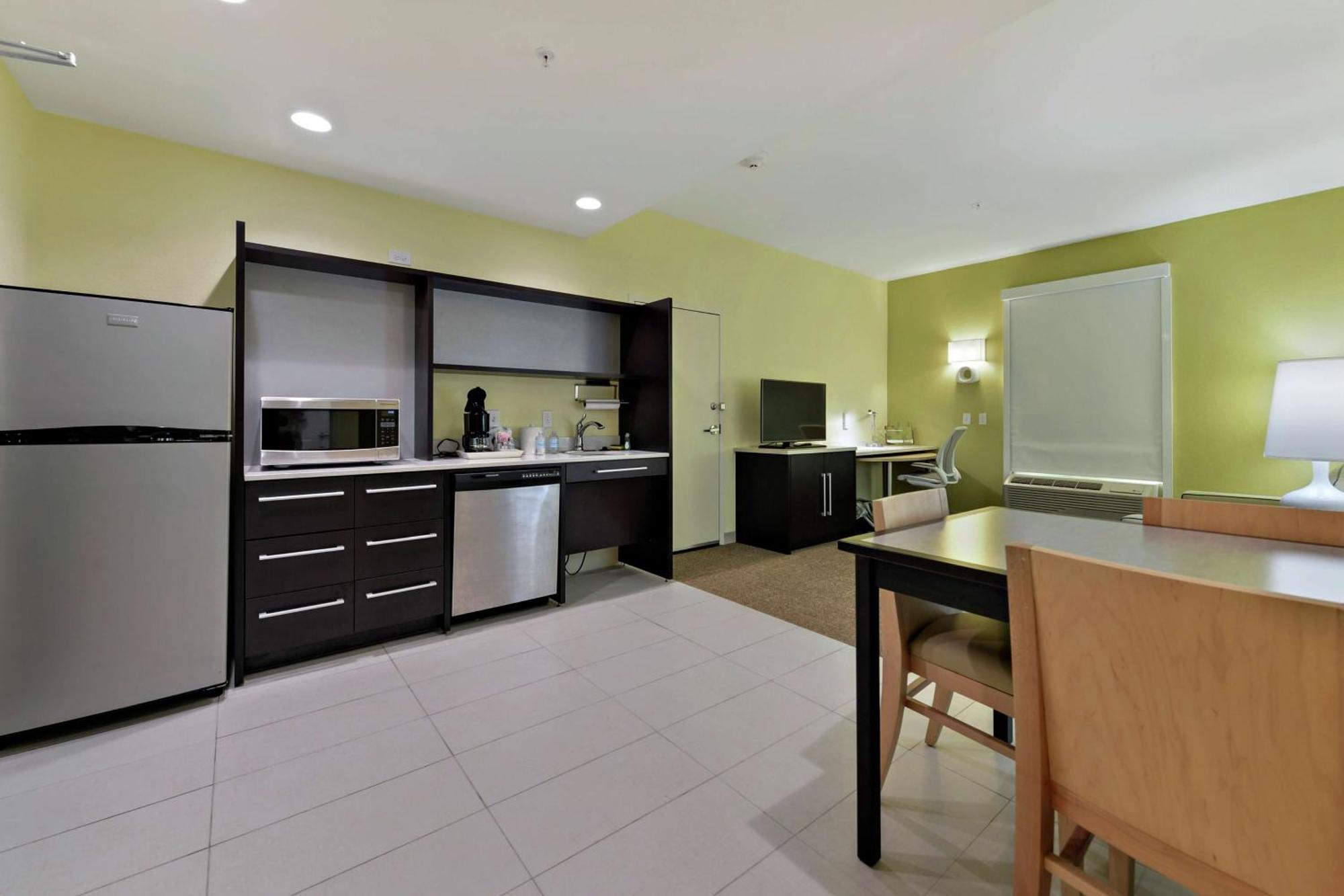 Home2 Suites By Hilton Gulfport I-10 Экстерьер фото