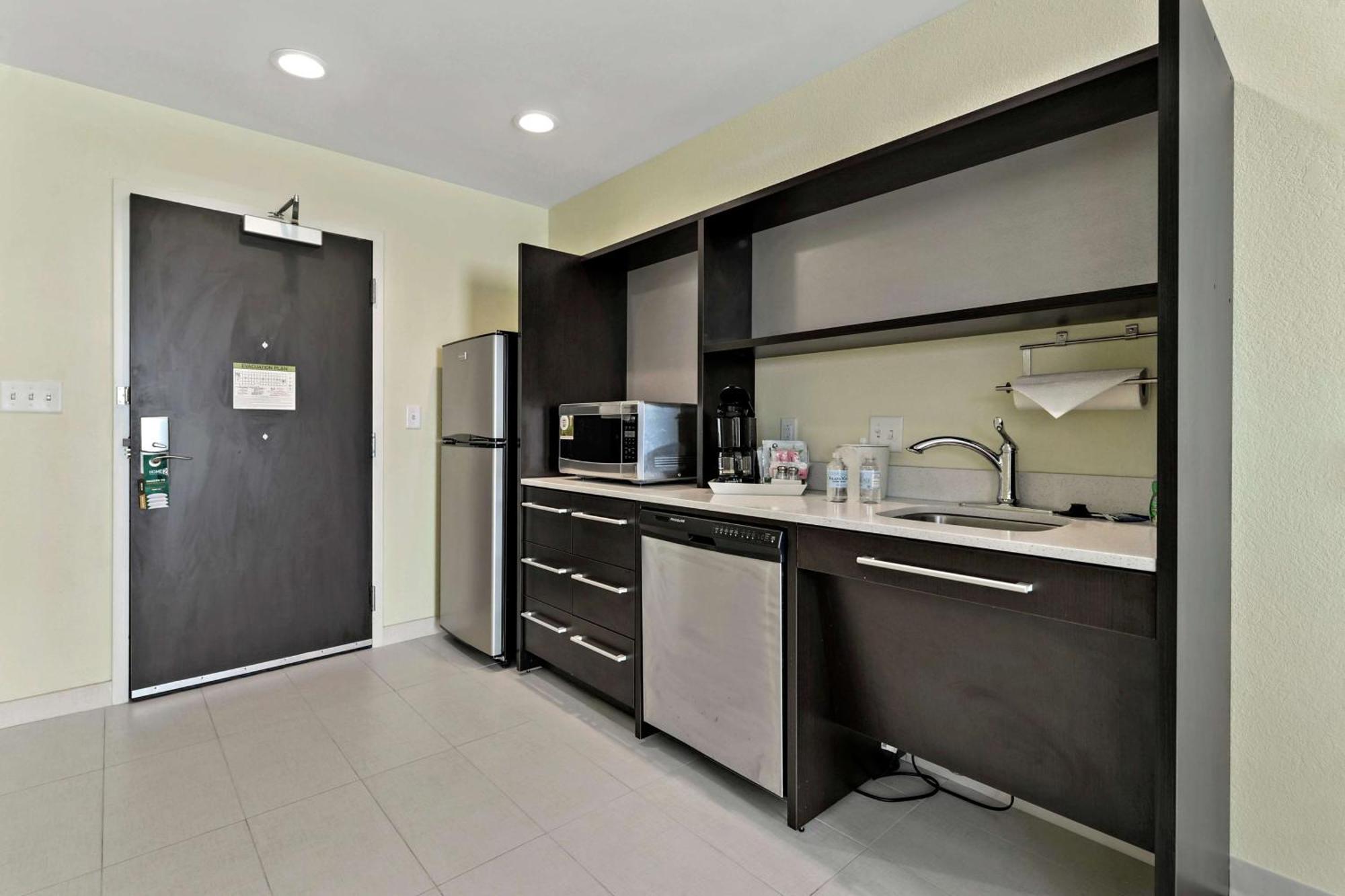 Home2 Suites By Hilton Gulfport I-10 Экстерьер фото