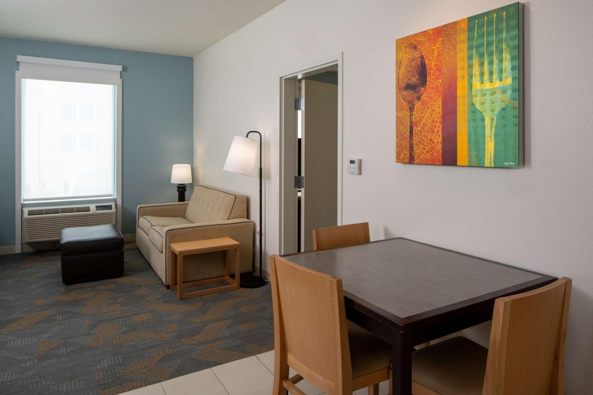 Home2 Suites By Hilton Gulfport I-10 Экстерьер фото